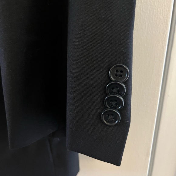 Men’s Michael Kors Wool Suit Jacket - Picture 8 of 9